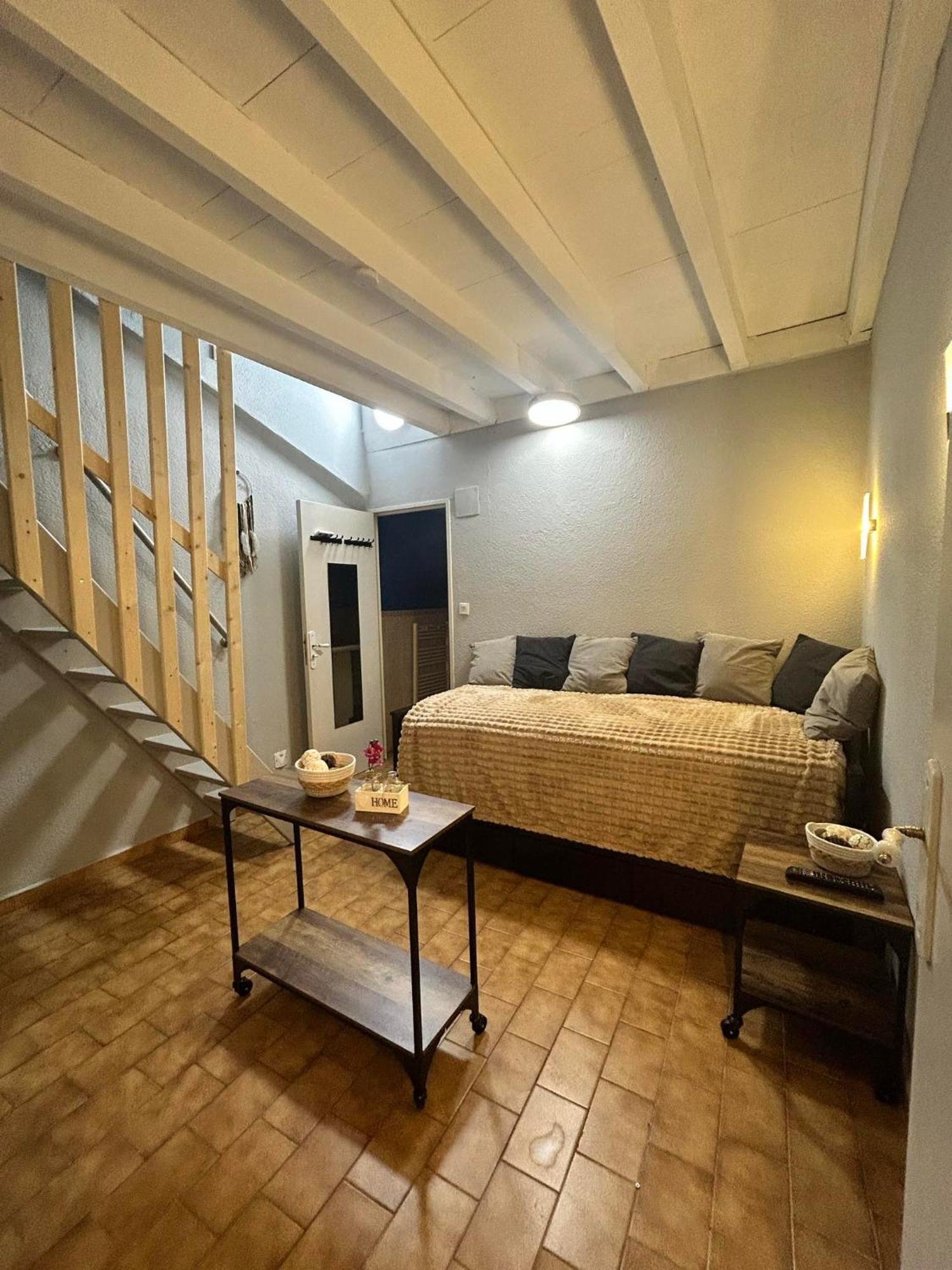 Maison Coeur Du Village Сериньян Экстерьер фото