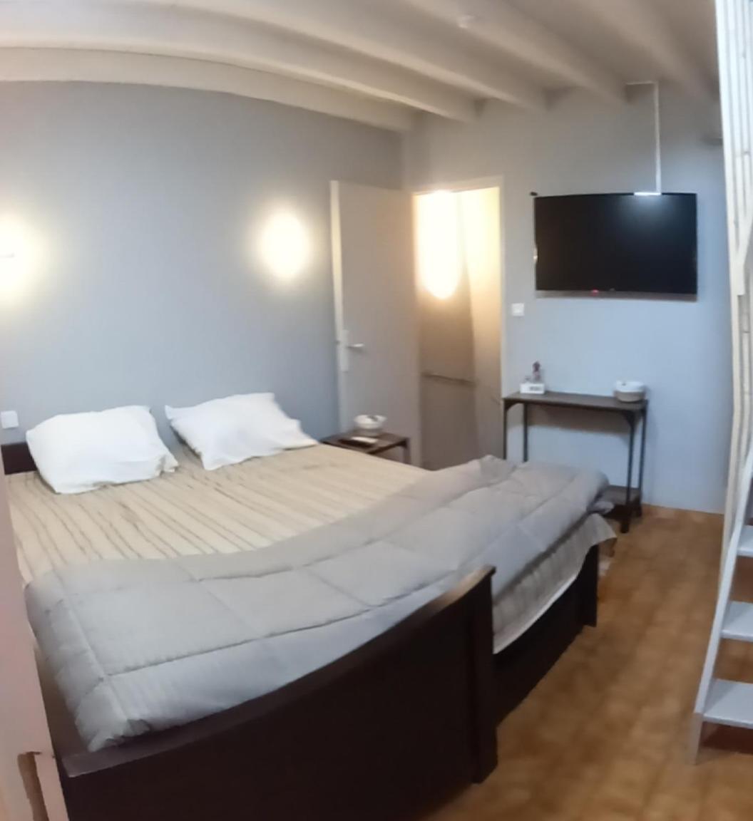 Maison Coeur Du Village Сериньян Экстерьер фото